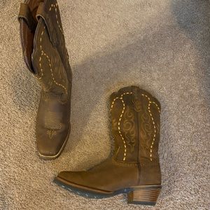 Women’s Justin Cowboy Western Boots. Size 8.5B